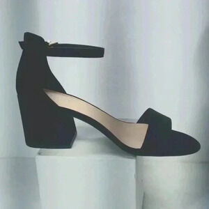 Reaction Kenneth Cole ankle strap sandal